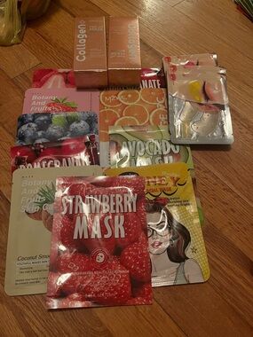 Assorted Women’s mask bundle price firm